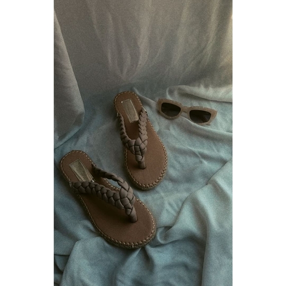 🚨LAST PAIR/Taupe Braided thong sandal - Picture 5 of 5